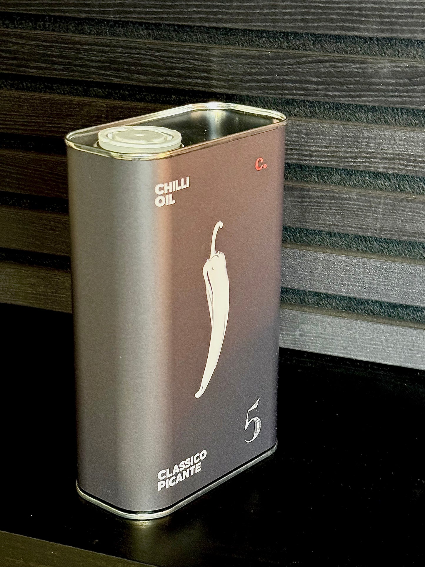 Chilli Oil Wholesale | Classico Picante - Extra Virgin Olive Oil - Made in Italy
